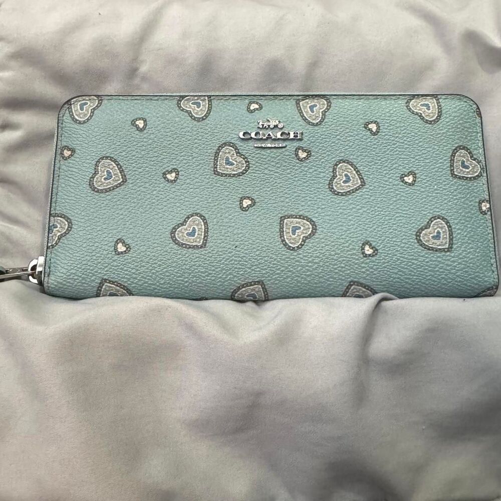 Coach Western Heart Print Wallet